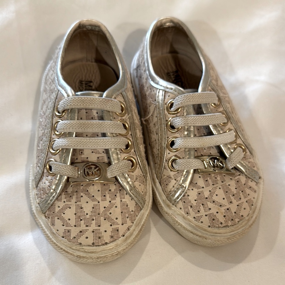 Kid’s Michael Kors shoes 5